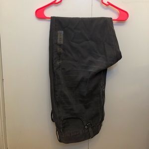 Plus size gray American eagle mom jeans 16 long